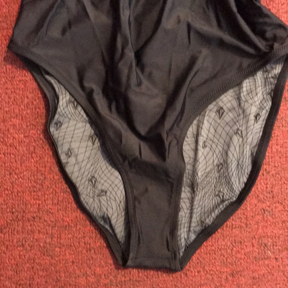 VOLCOM SWIM - Picture 4 of 6